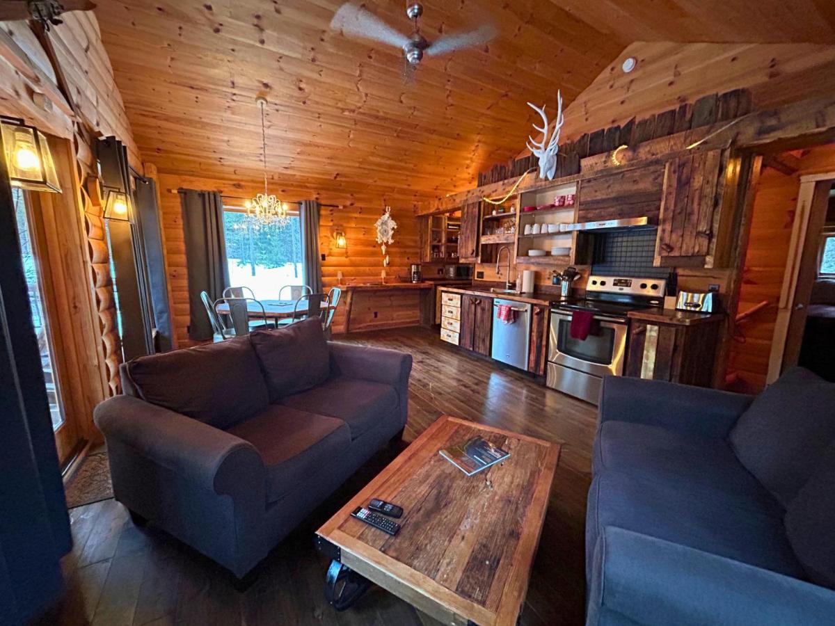 Husky - Chalets De Moh - Jacuzzi ลามัลแบ ภายนอก รูปภาพ