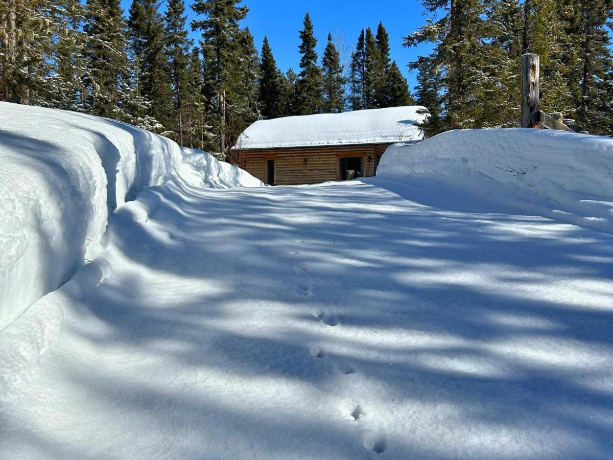 Husky - Chalets De Moh - Jacuzzi ลามัลแบ ภายนอก รูปภาพ