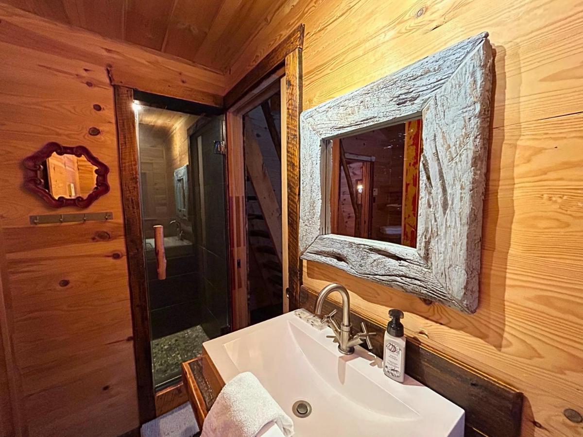 Husky - Chalets De Moh - Jacuzzi ลามัลแบ ภายนอก รูปภาพ